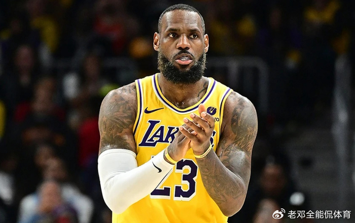 开云登录入口-单赛季拿3000分有多难？科比0次 詹姆斯0次 唯独他3次|科比·布莱恩特|乔丹|NBA|张伯伦|科比-布莱恩特_新浪体育_新浪新闻